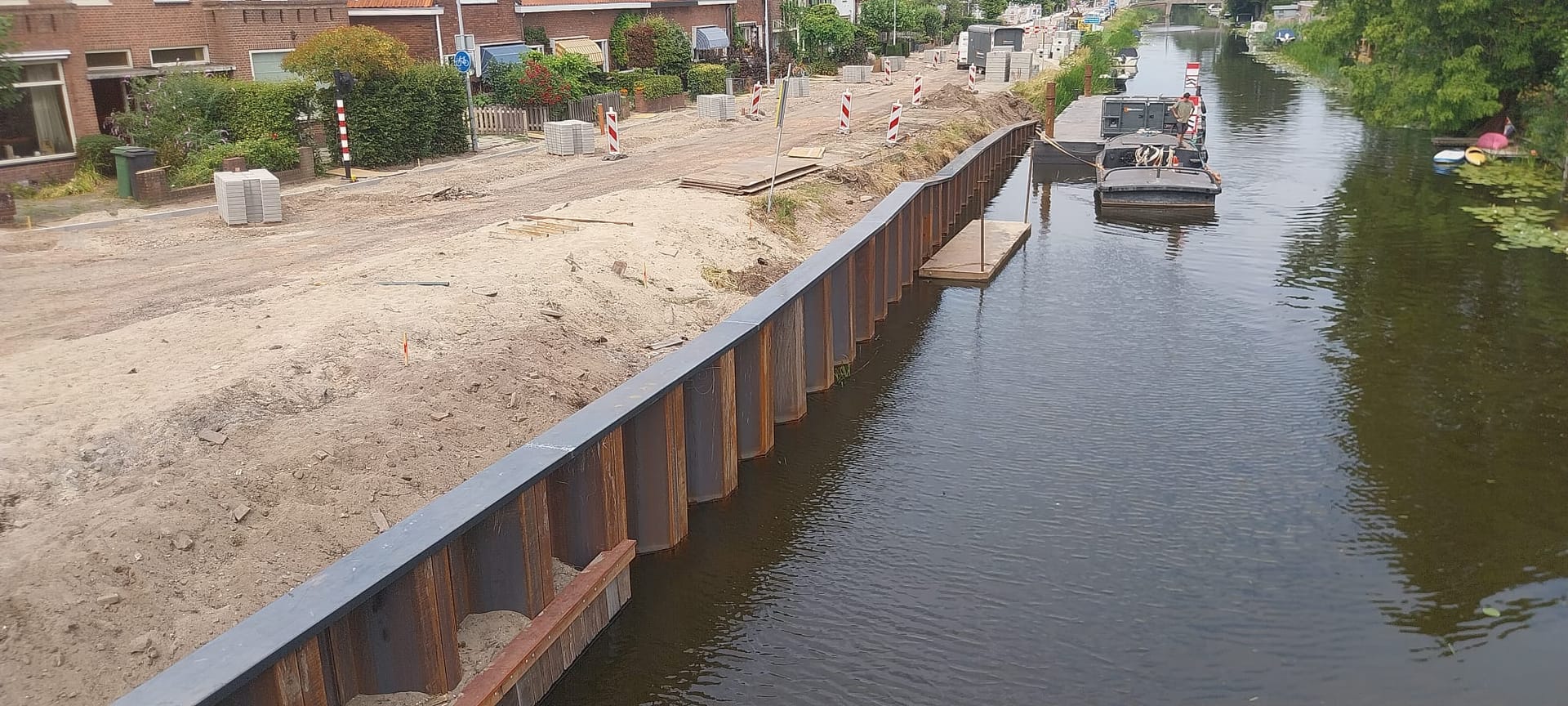 Damwand met stalen gording in Bennebroek — beeld 2