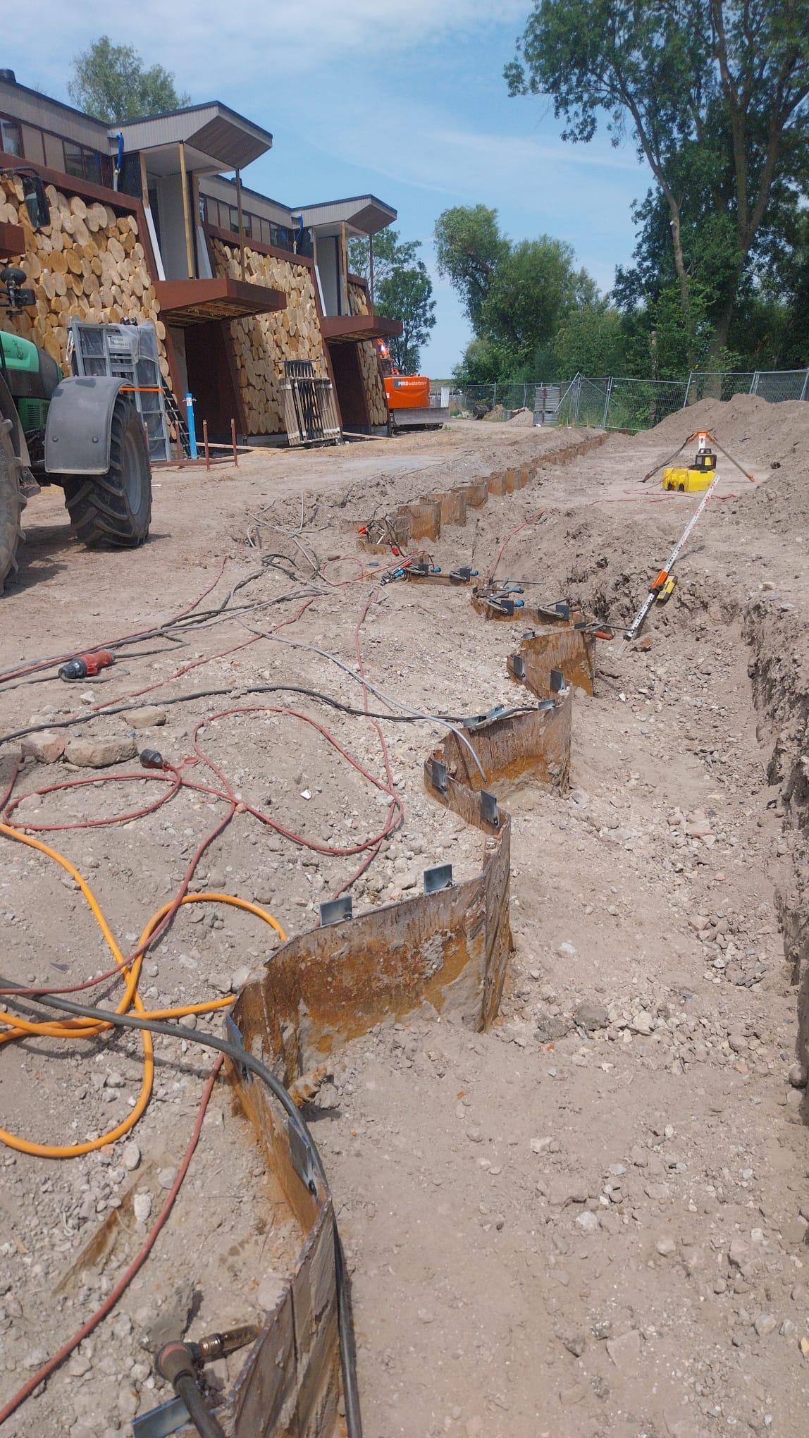 Laswerk aan stalen profielen in Muiden — beeld 3