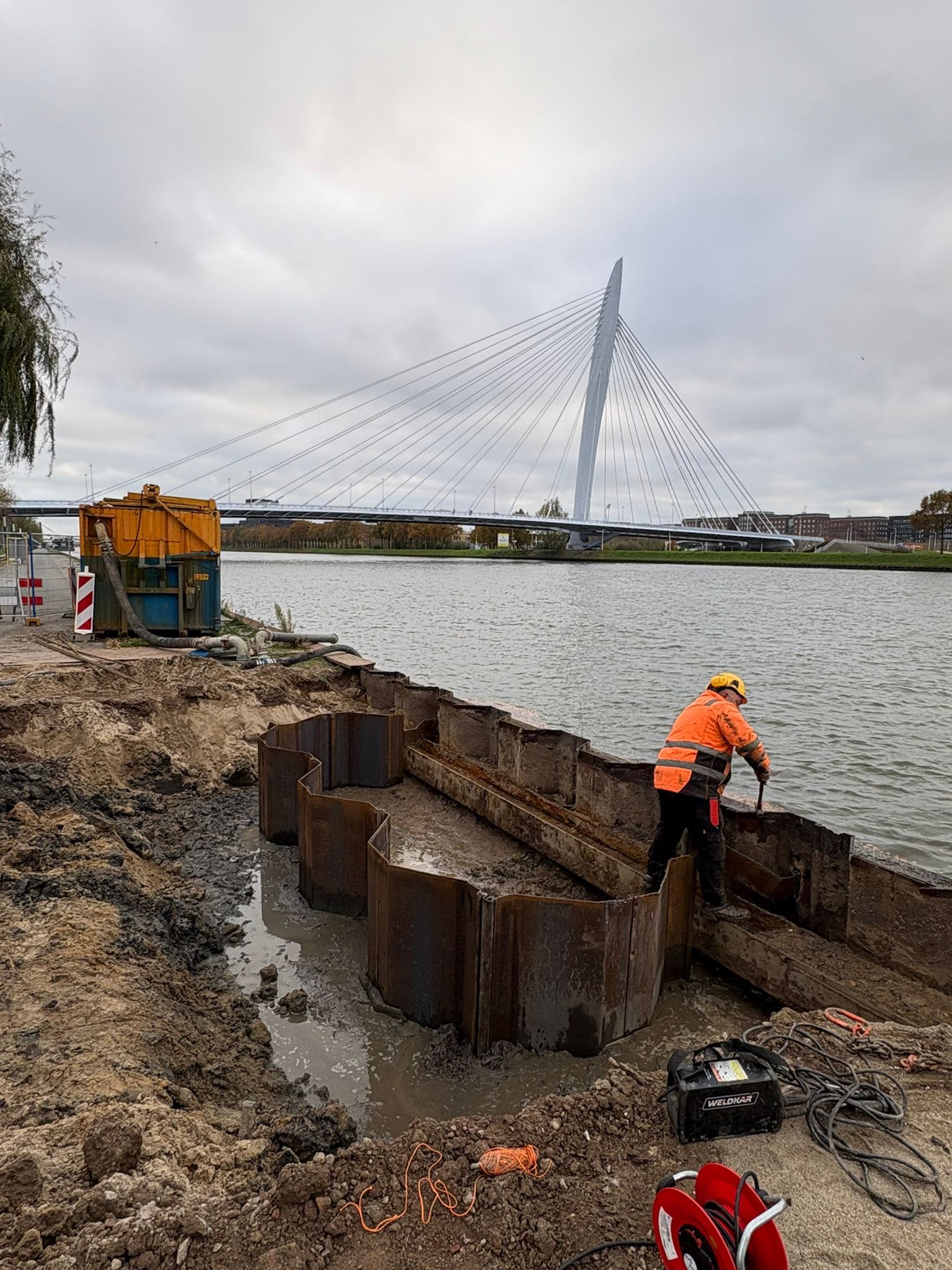 Damwandwerkzaamheden Amsterdam-Rijnkanaal — beeld 2